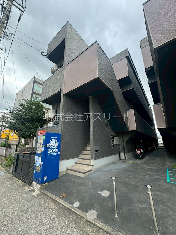 ヴィクトワール吉塚 201号室 外観