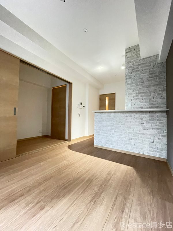 モダンパラッツォ天神東ニューロ リビング