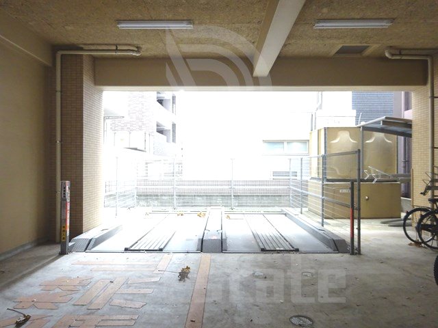 アイセレブ大博通り 駐車場