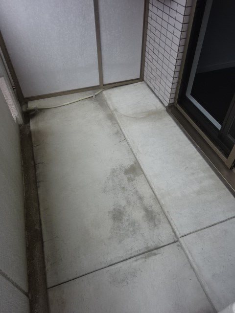 エンクレスト西公園３ ベランダ