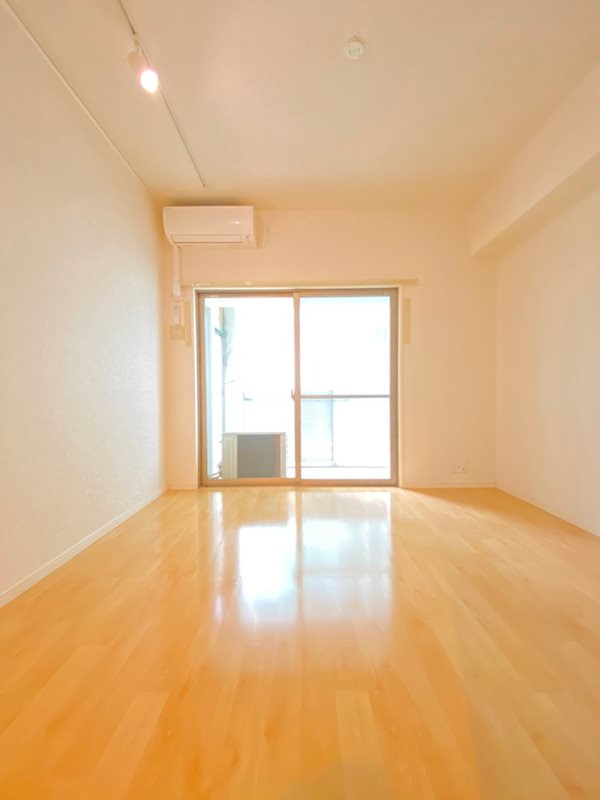 ラセット博多 リビング