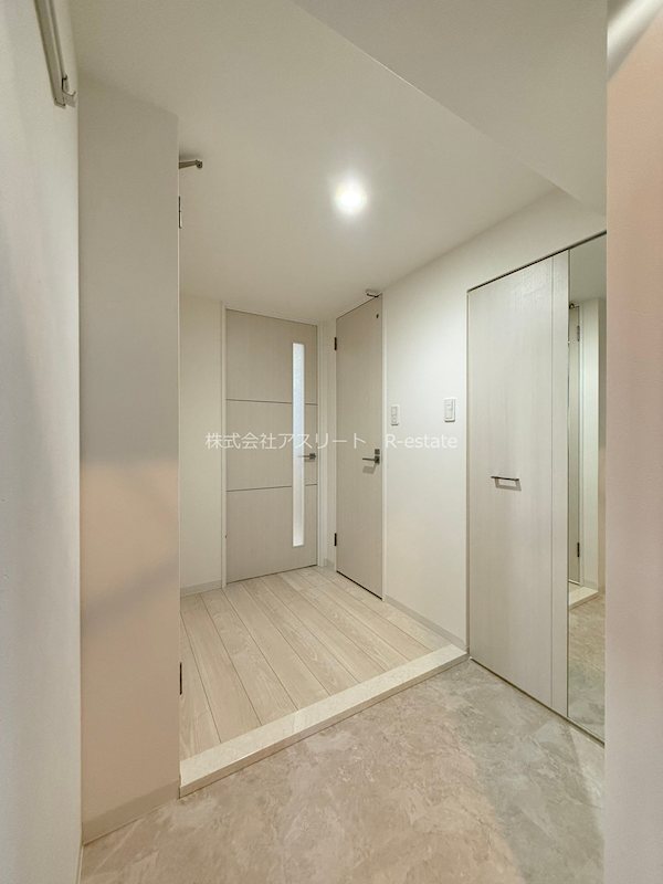 サヴィルロウ博多 玄関