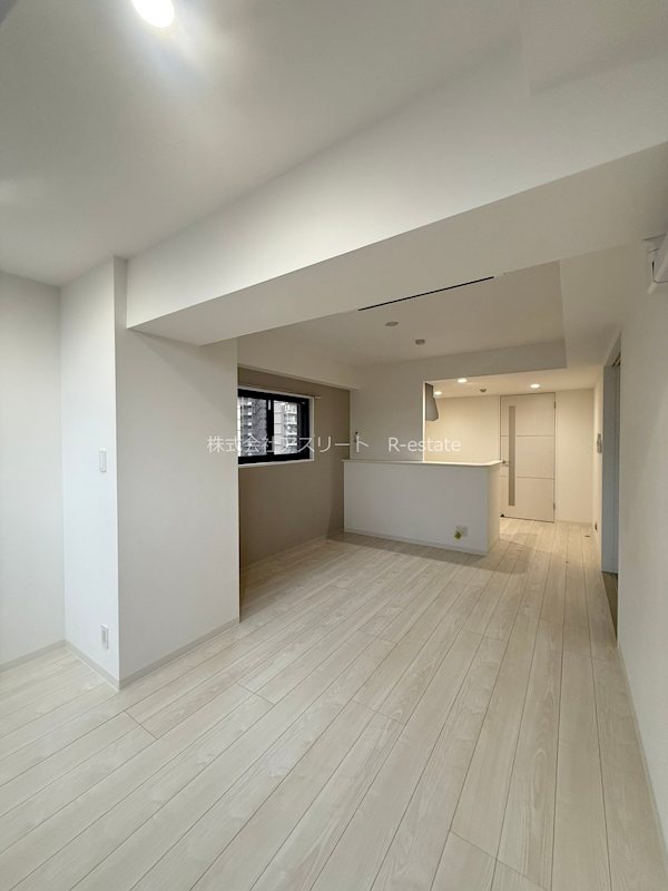 サヴィルロウ博多 リビング