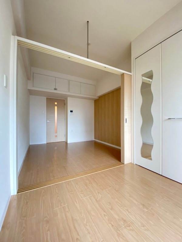 CLUBORIENTBLDNo.82EMPRESS ベッドルーム