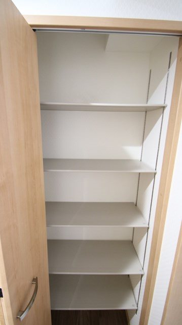 フォレストドルフ天神 玄関