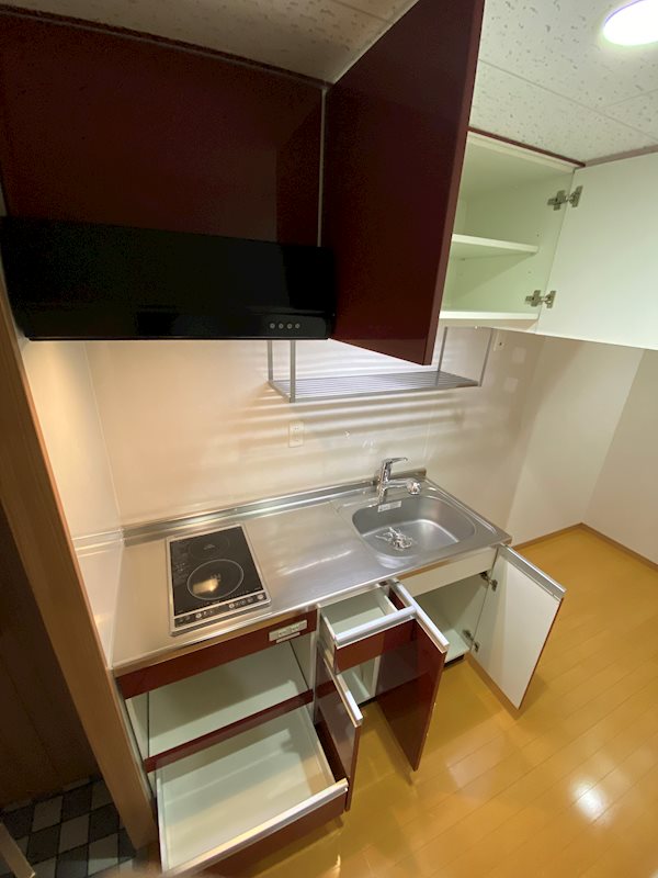 ロイヤルリバービュー143 キッチン