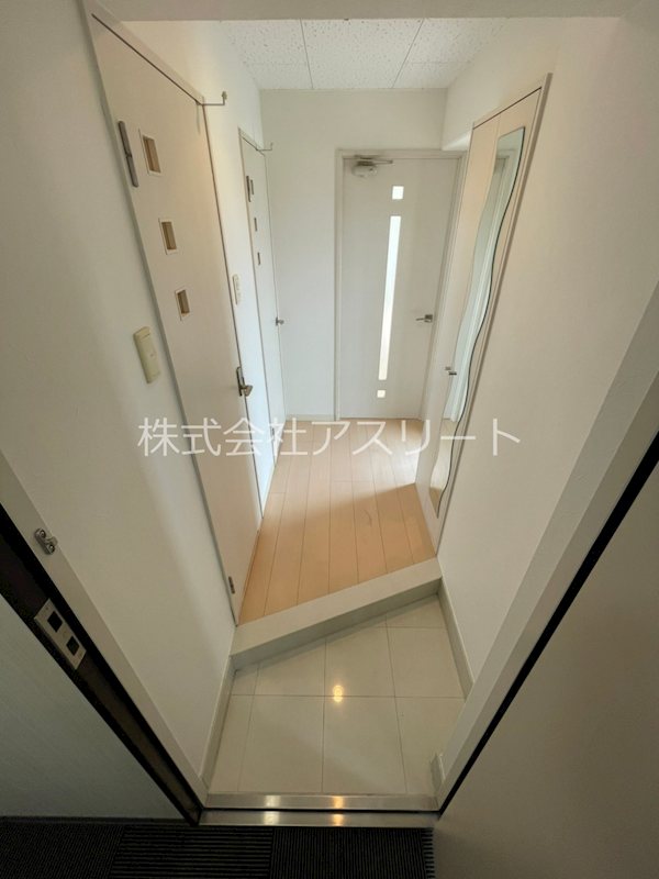 クラブオリエントNo72ハーバーイーストタワー 玄関