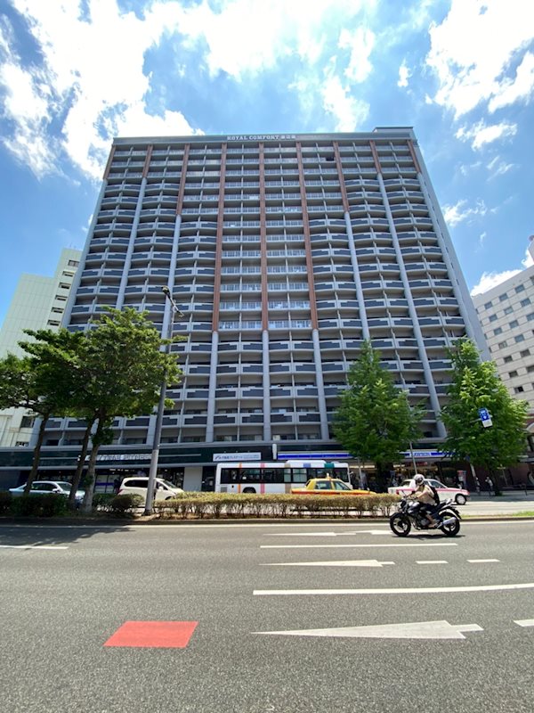 ロイヤルコンフォート渡辺通252 1202号室 外観
