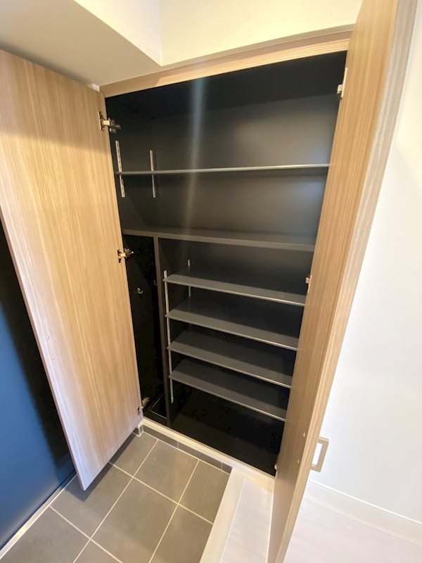 タワーズ高砂 玄関