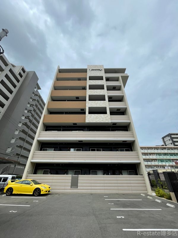 アーヴェンス吉塚 702号室 外観