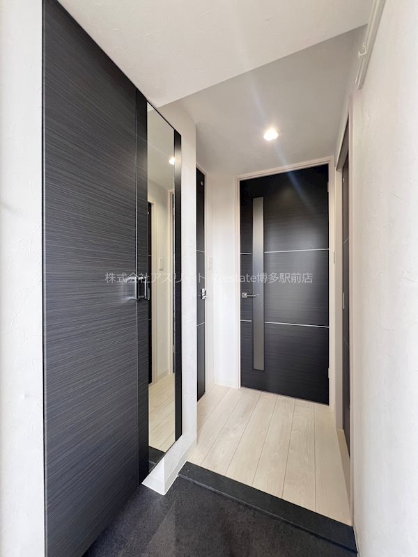 アーヴェンス吉塚 玄関