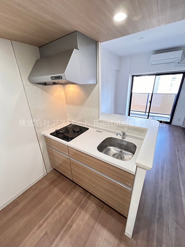 メゾンドリエール博多 キッチン