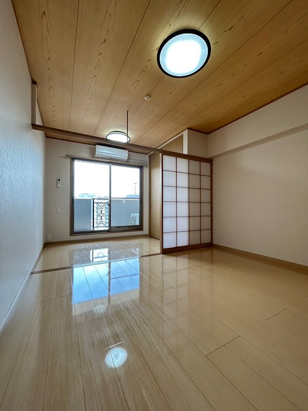 エステートモア天神サクセス リビング