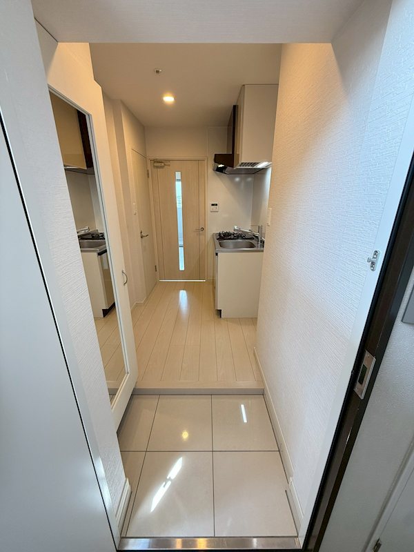 サヴォイレトワールセレステ 玄関