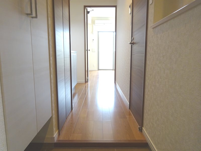 サヴォイ箱崎邸園 玄関