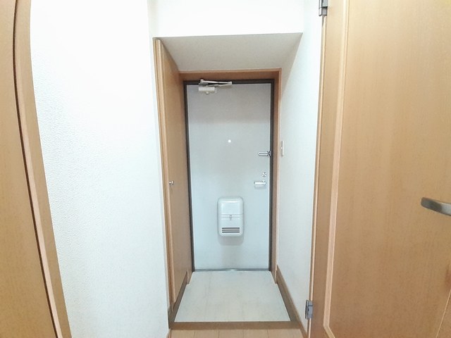 ウィザード空港通り 玄関