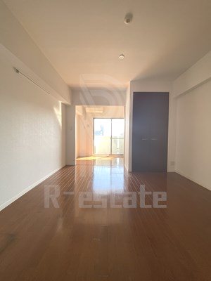 エフパルク博多駅南 リビング
