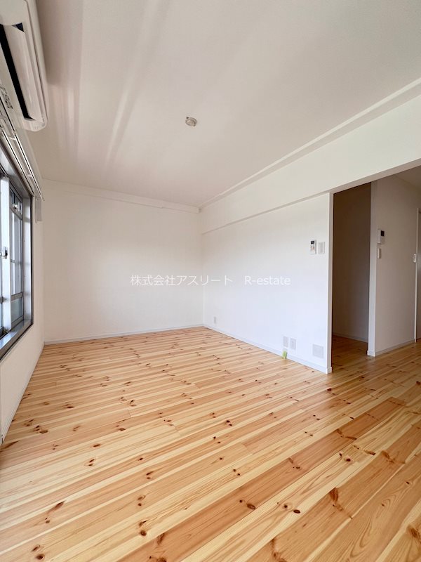 昌栄マンション リビング