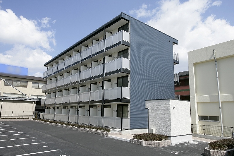 レオパレスルナ５１ 105号室 外観