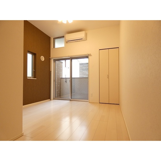 Rossy Room その他7