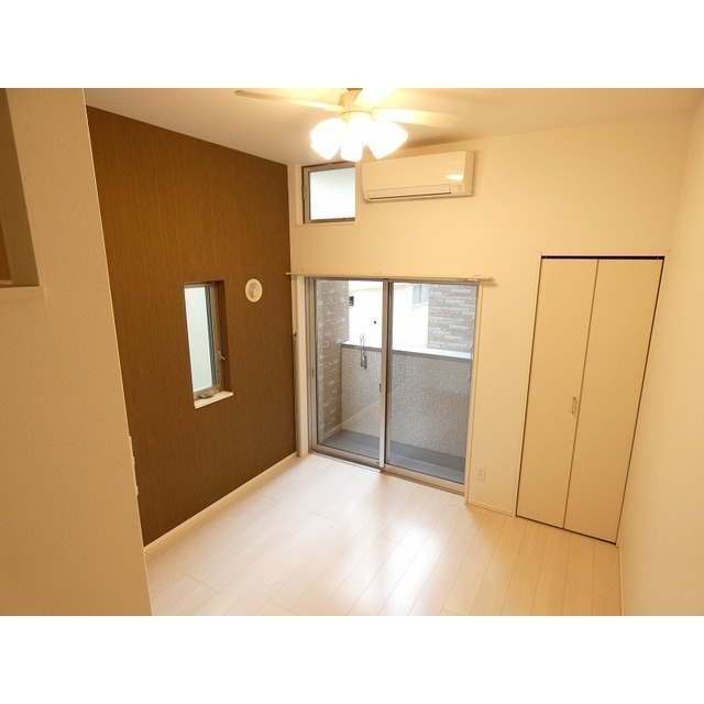 Rossy Room その他14