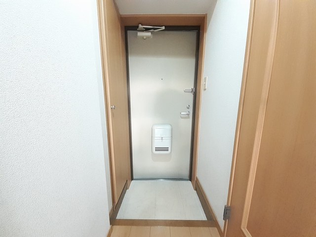 ウィザード空港通り 玄関