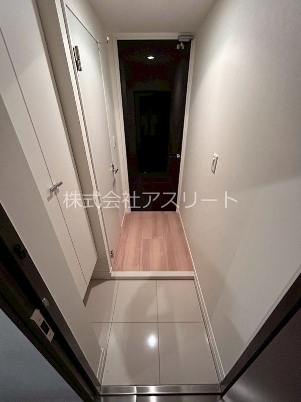 エンクレスト天神AVANT 玄関