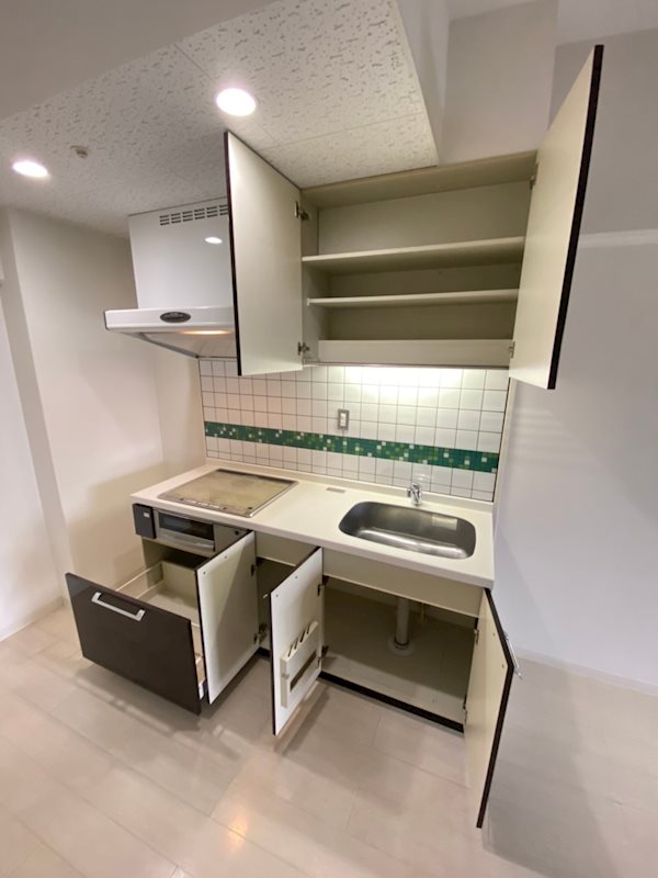 CLUBORIENTBLDNo.82EMPRESS キッチン