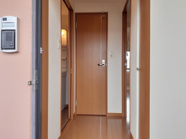 オ－レオ－ル 玄関