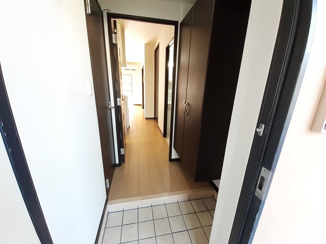 スカイシャトレ空港南 玄関
