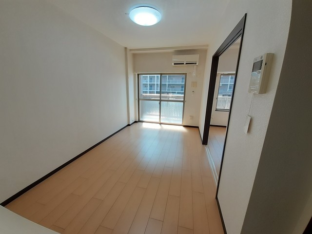 スカイシャトレ空港南 リビング