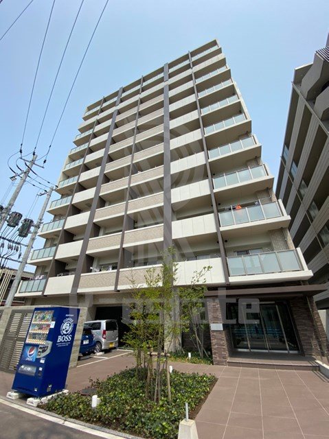 サヴォイブロンズガーデニア 903号室 外観