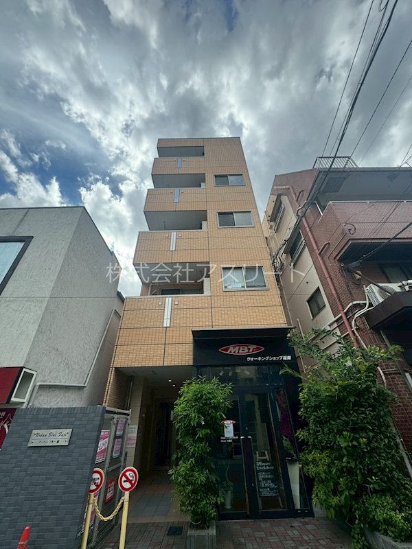 アーバンブルー藤 301号室 外観
