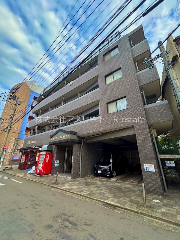 リヴァーオンステイツ 402号室 外観