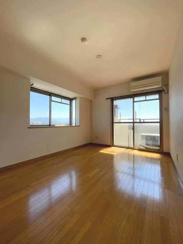 ダイナコートエスタディオ山王公園 リビング