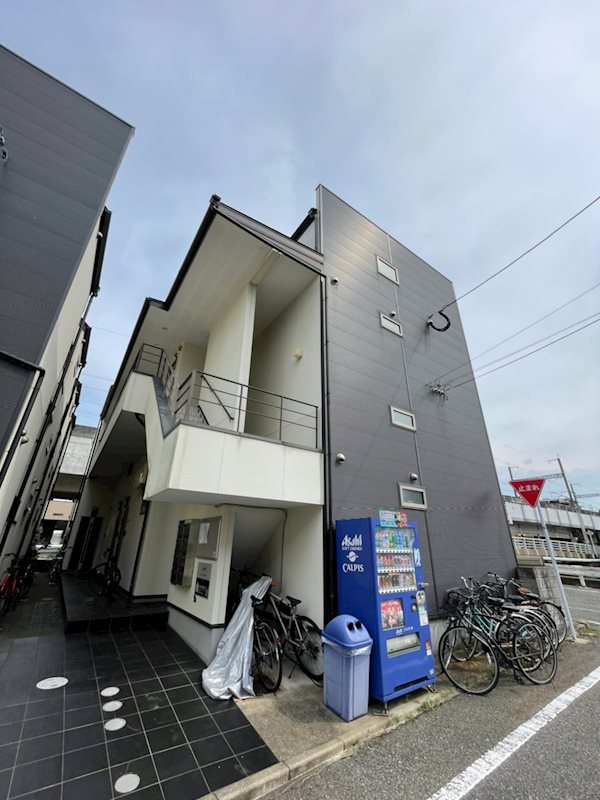 Lea吉塚 205号室 外観