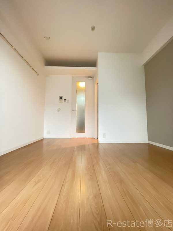 コモテリア渡辺通 リビング