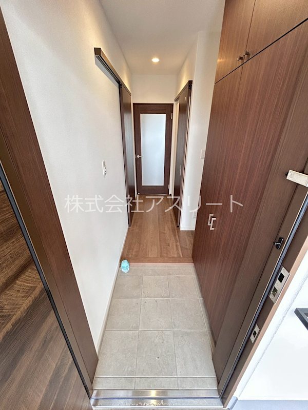 ヤクインスクエア 玄関