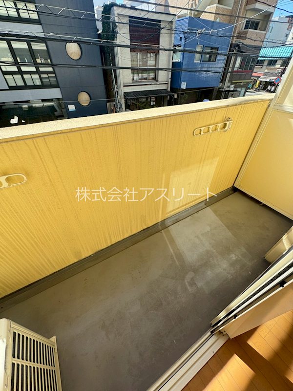ハーベスト白金 ベランダ
