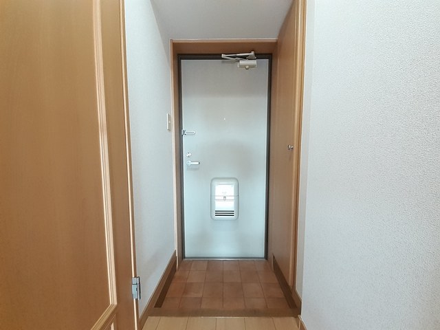 ウィザード空港通り 玄関