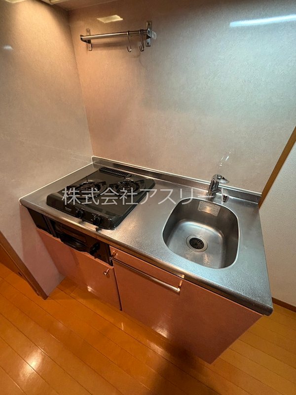 ピュアドーム箱崎アートリア キッチン