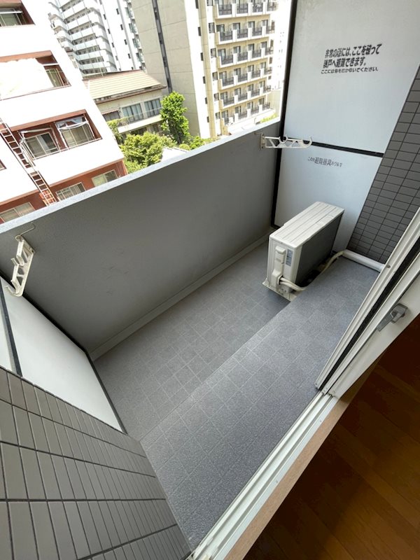 エステートモア薬院駅前 ベランダ