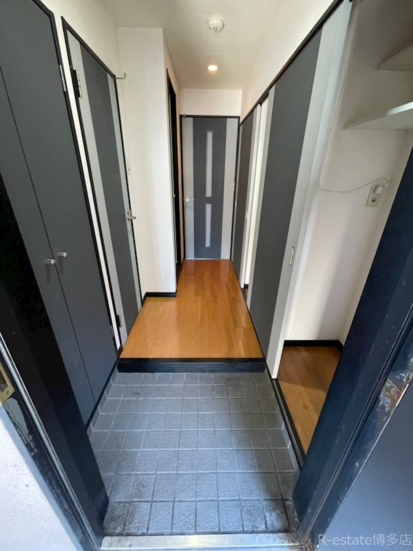 ピュアドームプログレッソ天神 玄関