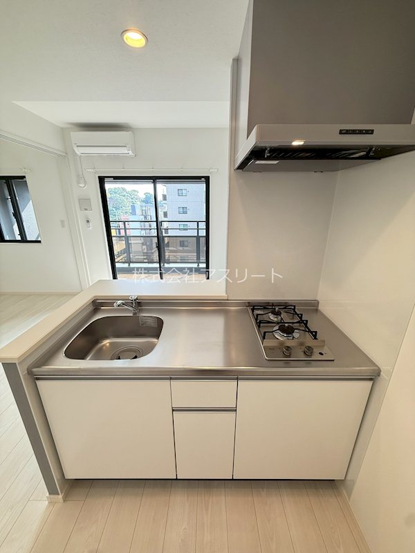 グランフォーレプライム千早 キッチン