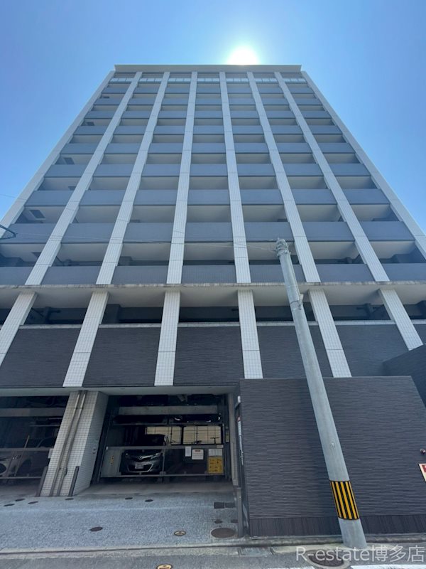 アレクサスラストラーダ 602号室 外観