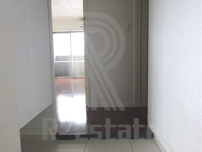 アクタス天神北 玄関