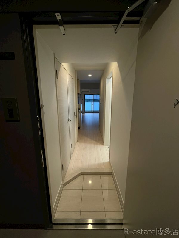 アルファシオディクレイヴ 玄関