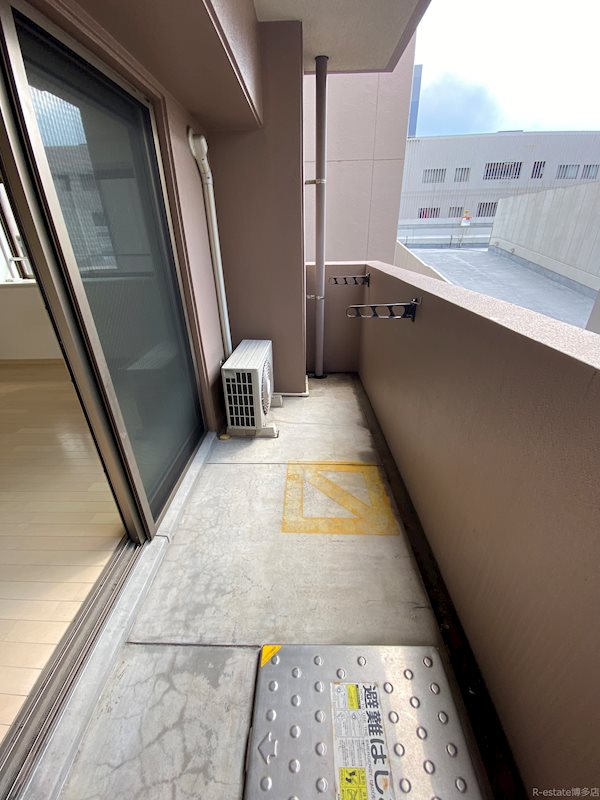 ピュアドームラシュールイン博多 ベランダ