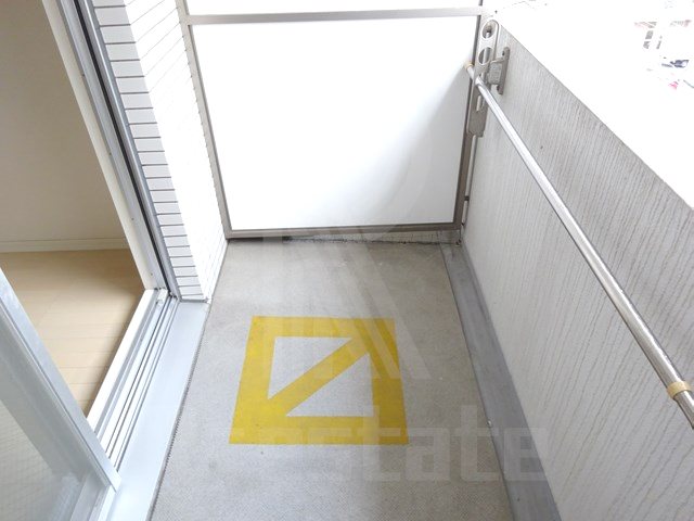 ピュアドームエクサイト博多 ベランダ