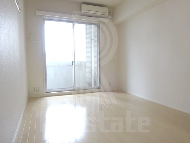 ピュアドームエクサイト博多 ベッドルーム